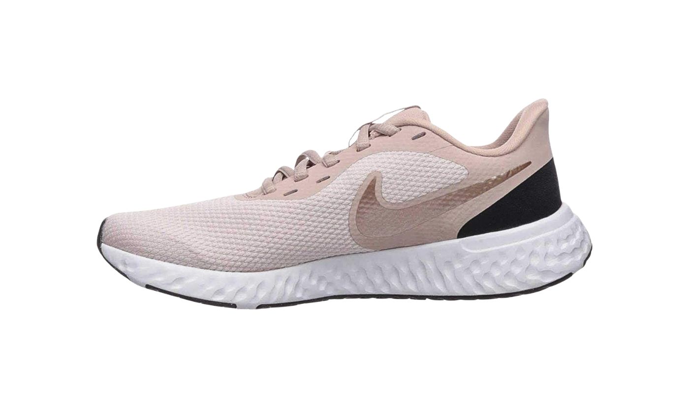 Nike Revolution 5 Barely Rose Pink